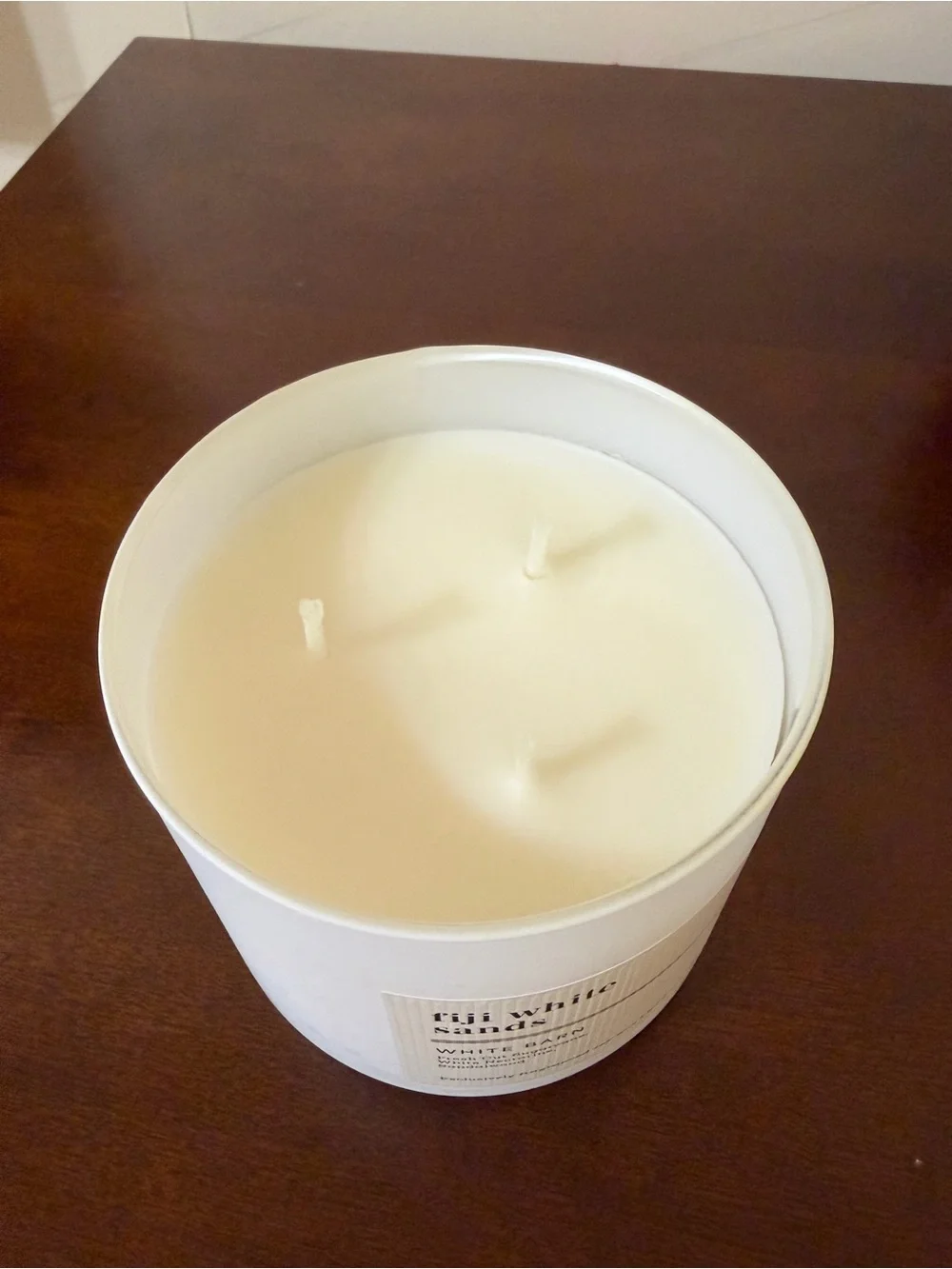 Bath & Body Works Fiji White Sands Foamin Hand Soap & 3 Wick Candle Set